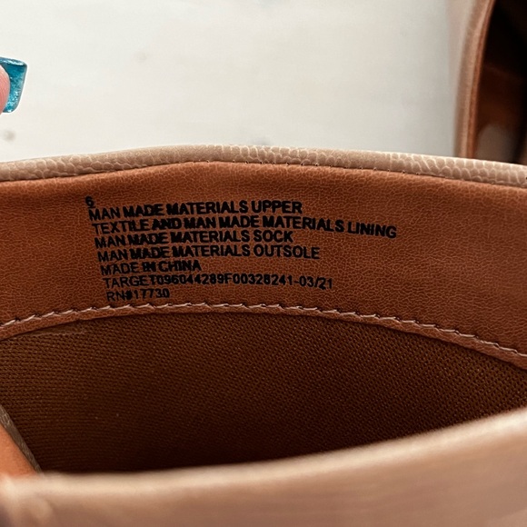 Universal Thread Mules - Picture 4 of 5